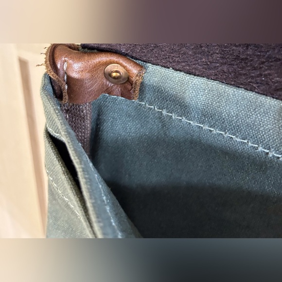 Orox Crossbody Satchel - Picture 5 of 15